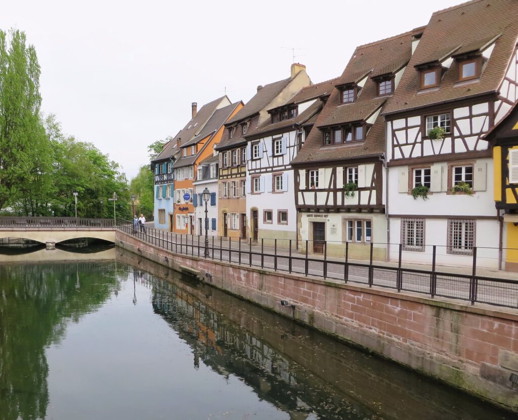 Maisons alsaciennes vues des quais à Colmar